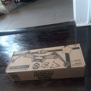 Zing Sportz Hyper Strike Green Color Zonic FireTek Bow Arrows Bow Used Open Box